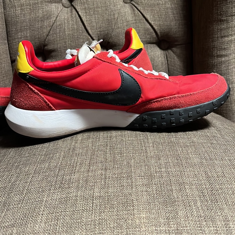 Nike Men's Roshe Waffle Racer Shoe's Size 10 University Red - Picture 8 of 10